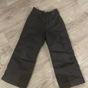 Columbia children’s Black Snow Pants Size:6/7